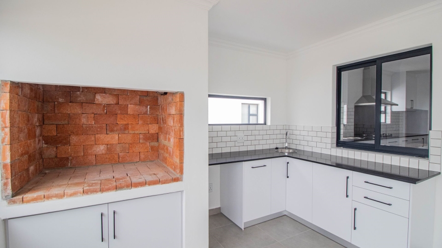 2 Bedroom Property for Sale in Britannia Beach Estate Western Cape